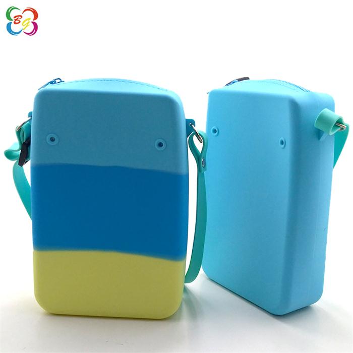 硅膠斜挎包 硅膠斜挎包