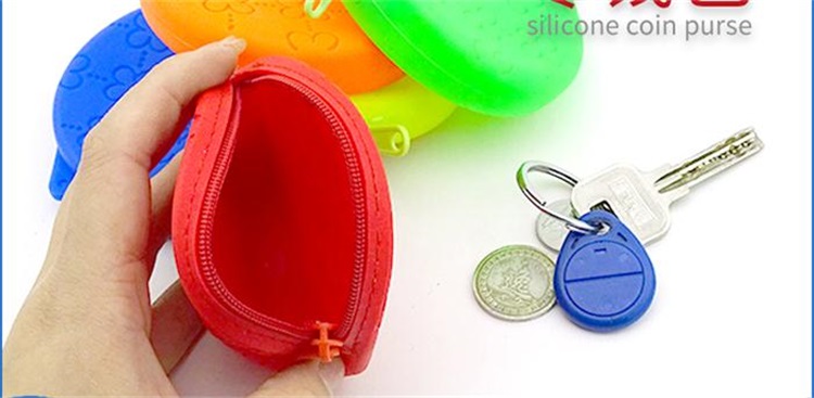 硅膠壓花零錢(qián)包