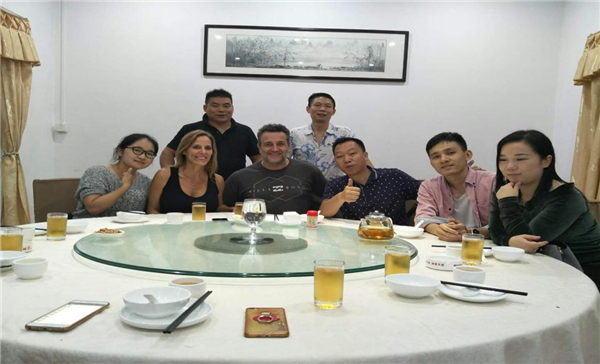 美國AJ公司來我司商談業(yè)務合作